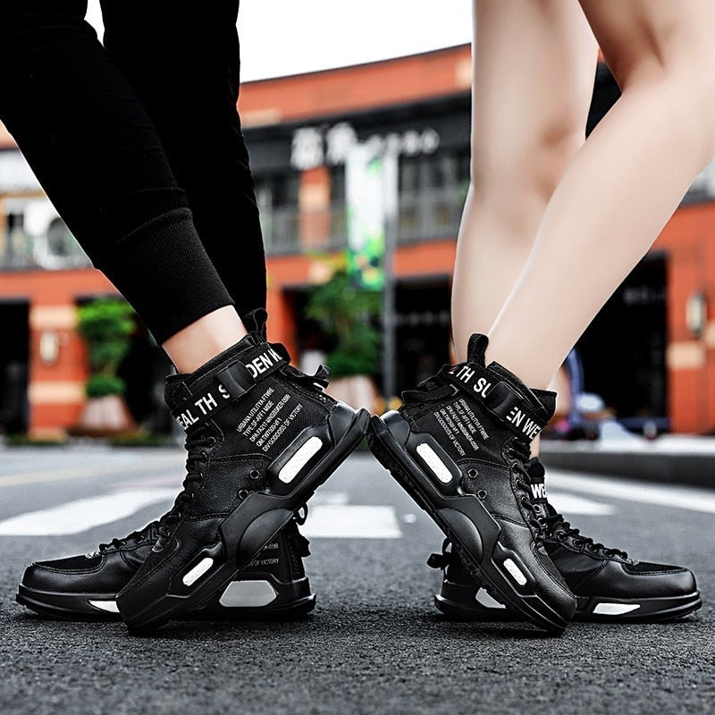 Mesh Shoes Breathable Lightweight Lace up Casual Shoes For Men's High Quality Zapatillas Hombre Fashion Male Sneakers