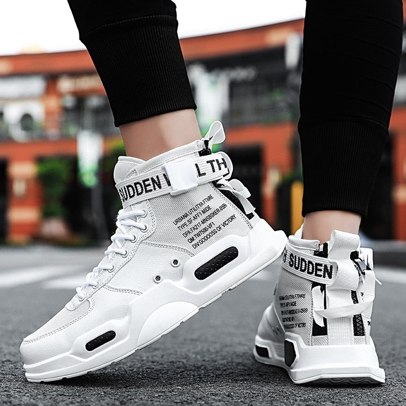 Mesh Shoes Breathable Lightweight Lace up Casual Shoes For Men's High Quality Zapatillas Hombre Fashion Male Sneakers